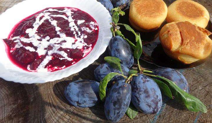 Jak uvařit staročeskou kleveru | recept na omáčku ze švestek