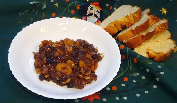 Jak připravit staročeskou muziku neboli odvárku | recept na omáčku ze sušeného ovoce Jak připravit staročeskou muziku neboli odvárku | recept na omáčku ze sušeného ovoce