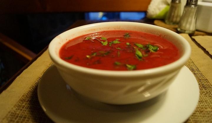 Dobrá rajská polévka z protlaku i z čerstvých rajčat | staročeské recepty