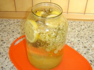 Jak připravit staročeskou žemlovou bábu | recept