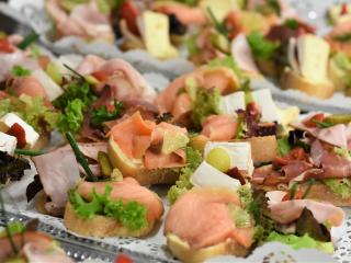 sváteční chlebíčková tabule