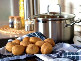 voda po vaření brambor